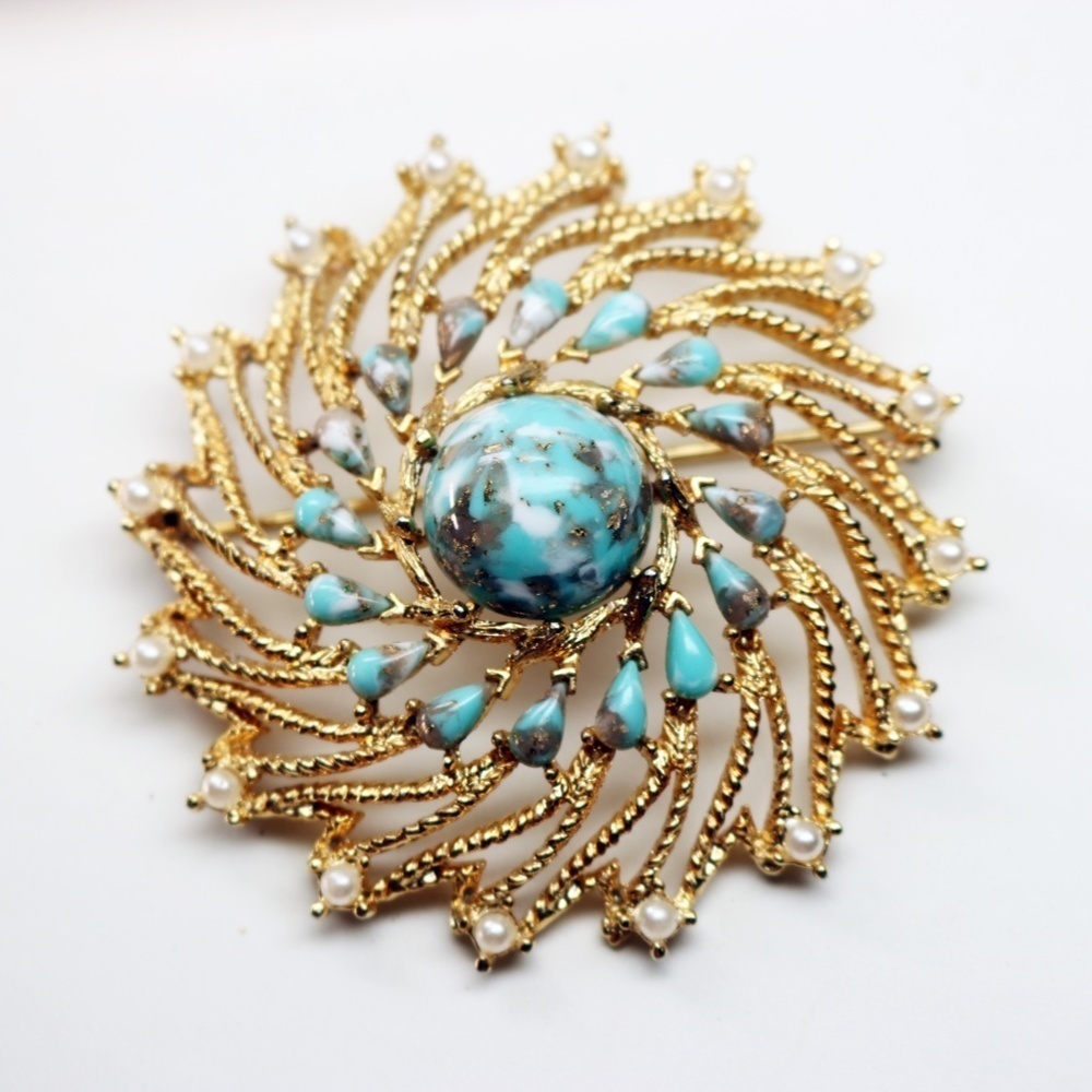 Vintage Azure Skies Larimar Sarah Coventry Brooch - Picture 8 of 16
